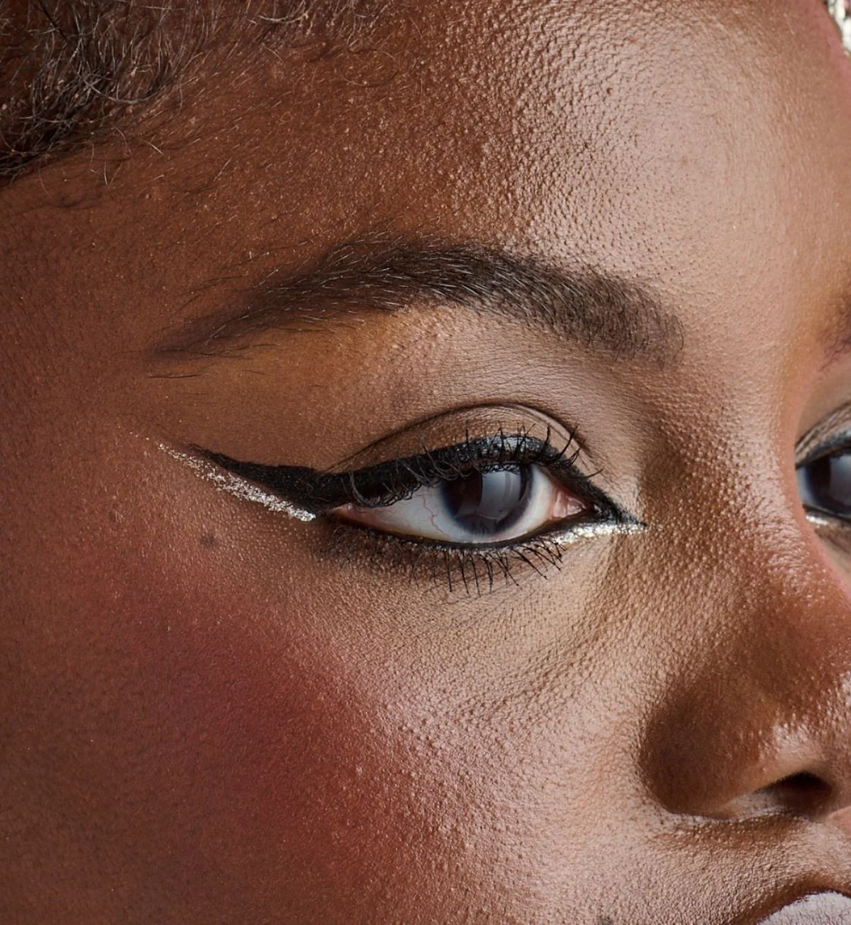 Fast Stroke It's a Dual Eyeliner - Image 9