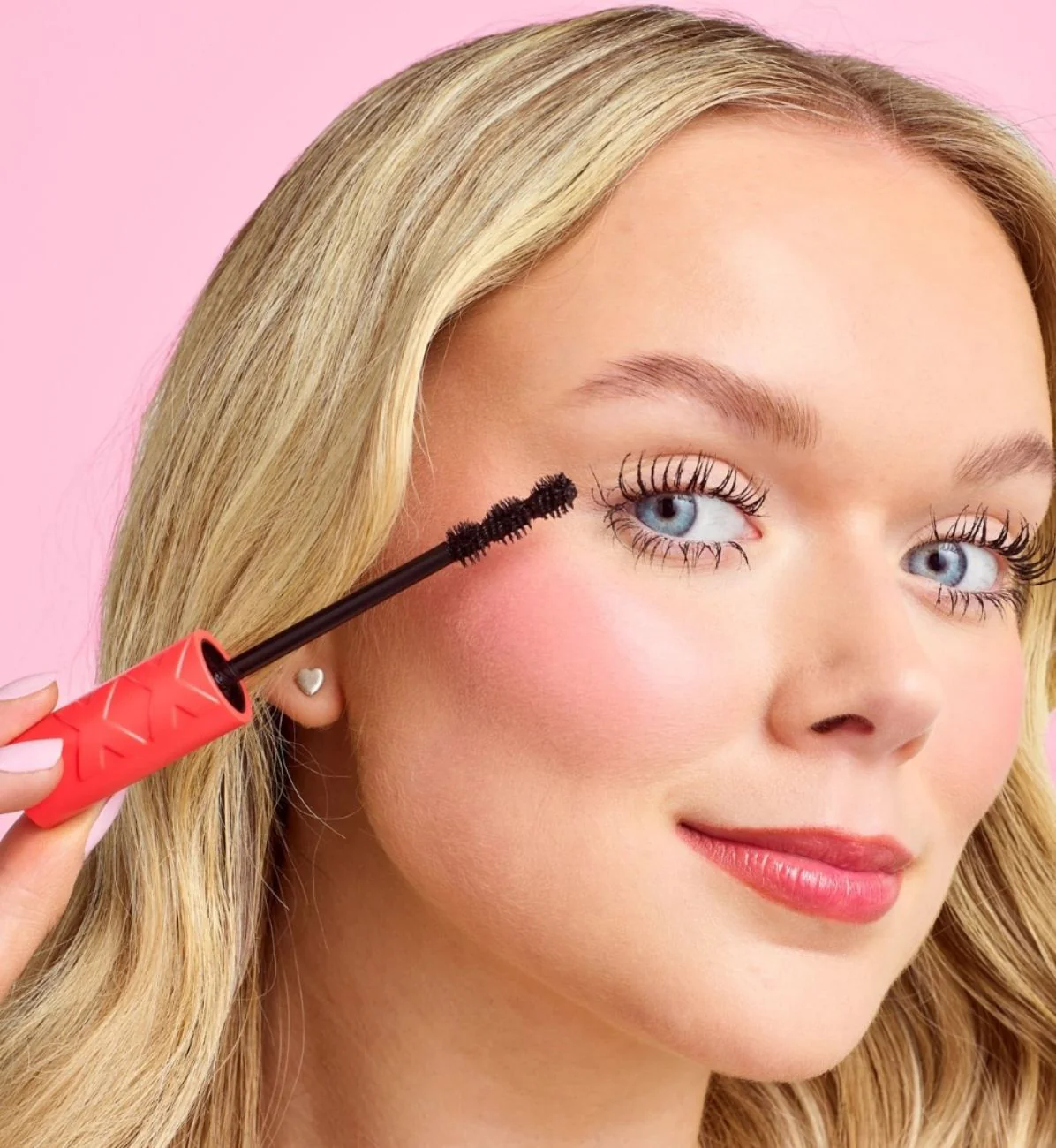 MaXXX Volume Mascara - Image 6